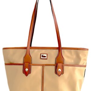 Dooney & Bourke | תיק ניילון דוני אנד בורק