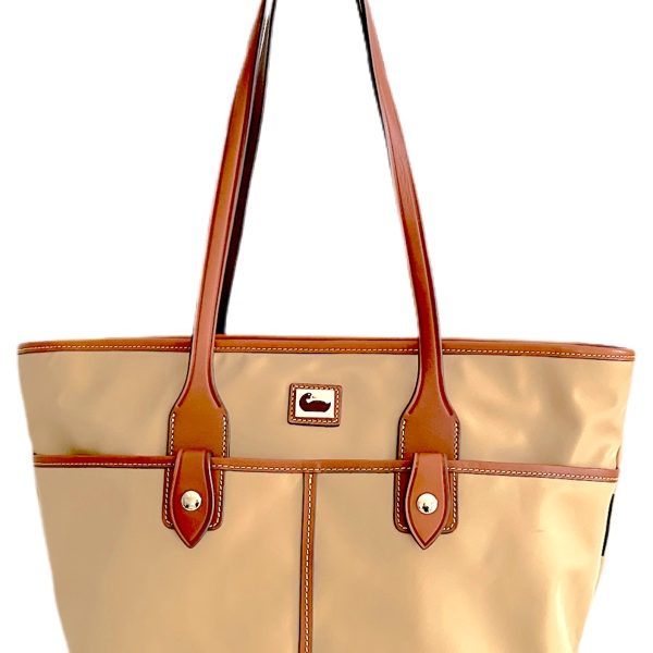 Dooney & Bourke | תיק ניילון דוני אנד בורק