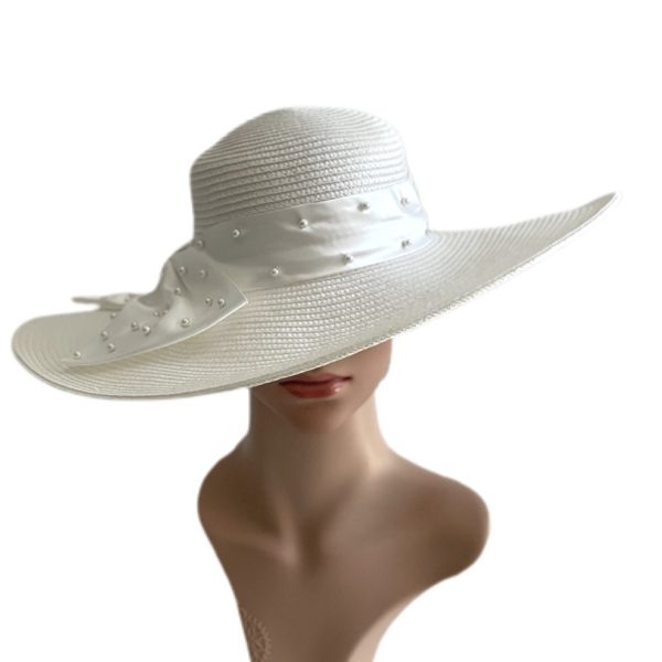 August Hat | כובע לבן פפיון אוגוסט הט