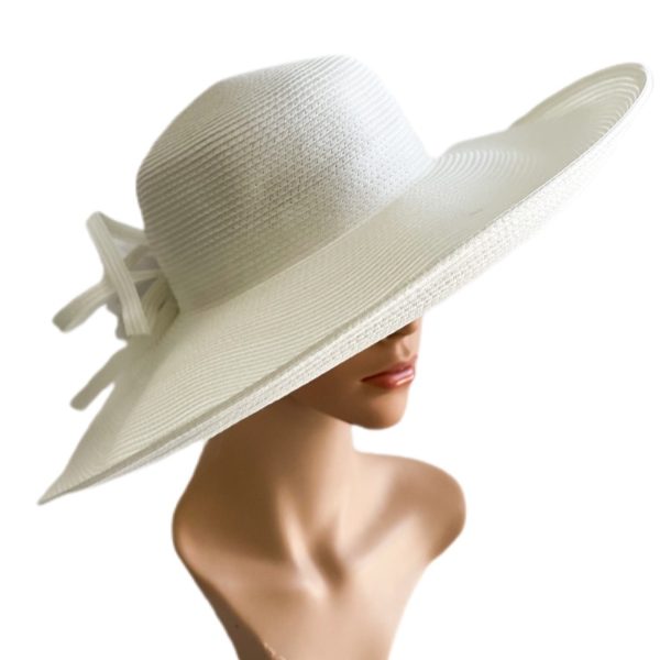 August Hat | כובע לבן פרח אוגוסט הט