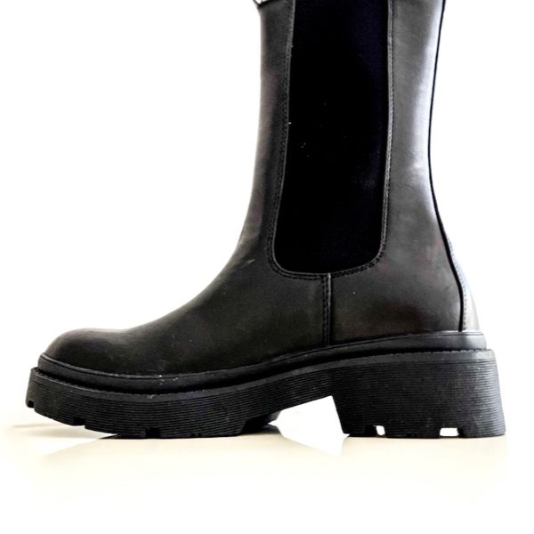 Guess | מגפיים פלטפורמה שחורים גס