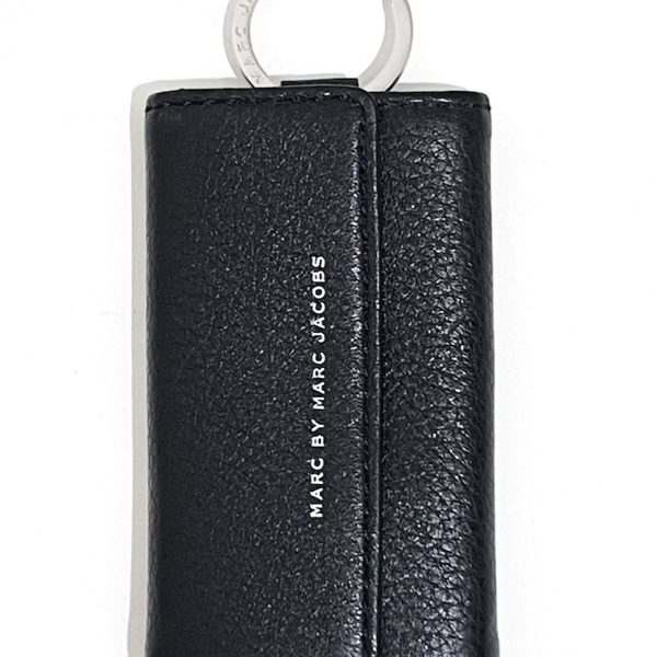 Marc Jacobs | מחזיק מפתחות שחור מארק ג’ייקובס