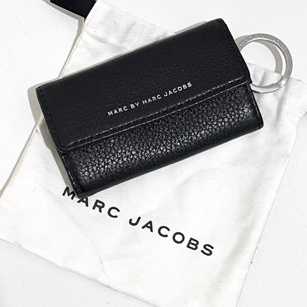 Marc Jacobs | מחזיק מפתחות שחור מארק ג’ייקובס