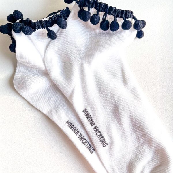 Marina Yachting | גרביי פונפונים צבע לבן מרינה יאכטינג