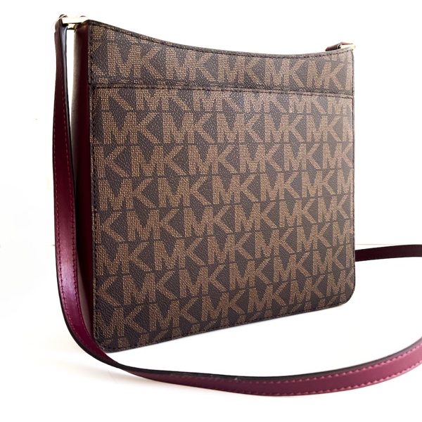 Michael Kors | תיק צד לוגו חום פס אדום מיקל קורס