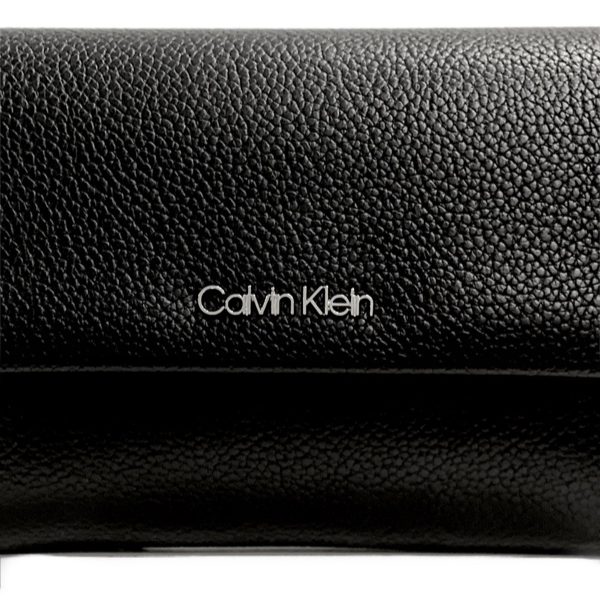 Calvin Klein | תיק צד שחור קלווין קליין