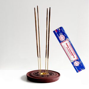 Incense | מארז מעמד עגול לקטורת בהרכבה אישית