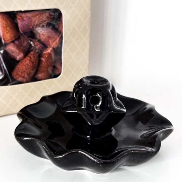 Diffuser | מפל עשן קטורת שחור צדפה ומארז קטורת