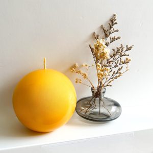 Housedeco-מארז מעוצב נר כדור צהוב גדול ואגרטל