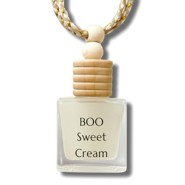 Boo-Bee-מפיץ ריח קטן לרכב בניחוח סוויט קרים