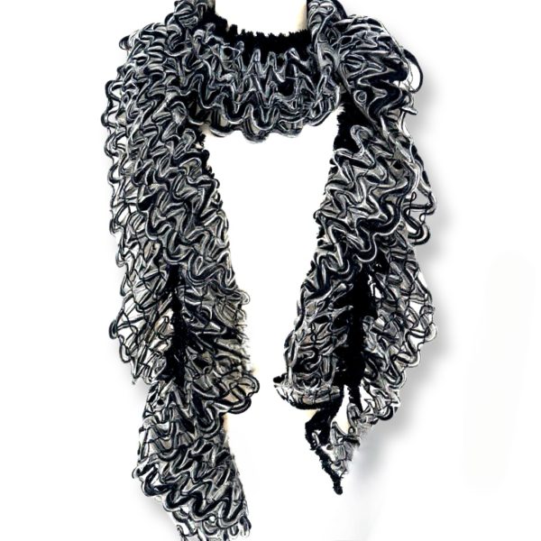 Charter Club | צעיף שניל סרוג שחור-לבן צ׳רטר קלאב