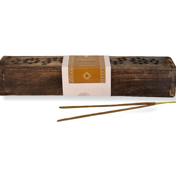 Incense | מעמד/קלמר לקטורות מעץ מנגו כולל חבילת קטורות סנדלווד