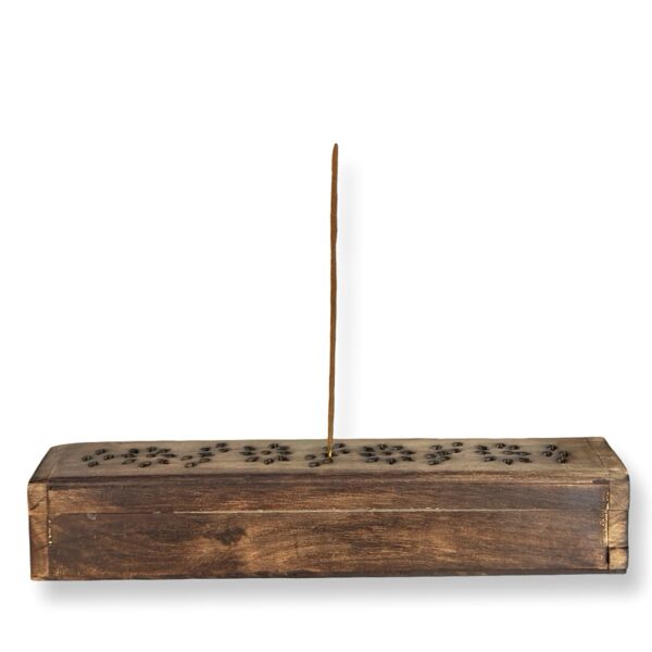 Incense | מעמד/קלמר לקטורות מעץ מנגו הקטורת כולל קטורות נאג צ’מפה