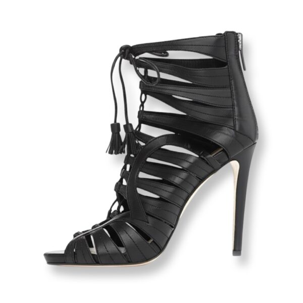 Vince Camuto | סנדל עקב שחור עם רצועות וינס קמוטו