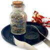 Incense | מארז להקטרה שרף בנזואין-כלי שחור,מלקחיים,שרף וגחלים