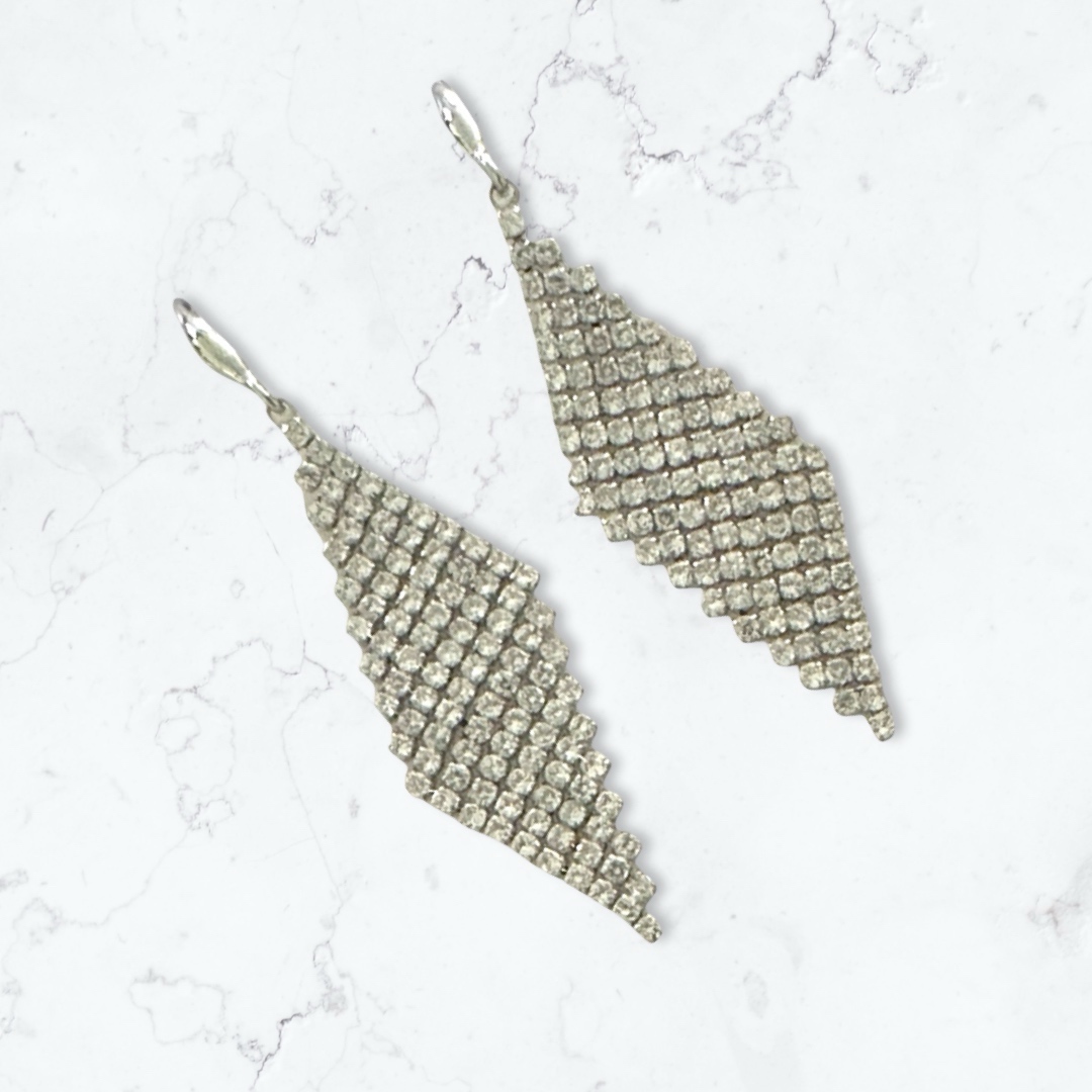 Charm -עגילי קריסטל טיפה מנצנצים צ'ארם