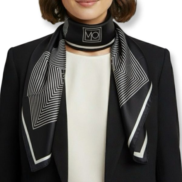 Seta | צעיף משי אבסטרקט שחור עם מסגרת אופוויט סטה