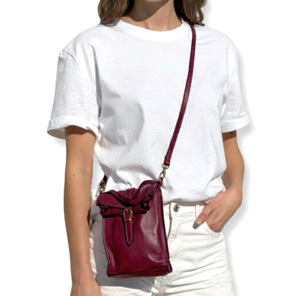 LeaLab | תיק צד מיני-וינטג מעור טבעי עם אבזם צבע בורדו ליאלב