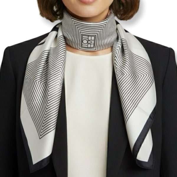 Seta | צעיף משי אבסטרקט אופוויט עם מסגרת שחורה סטה