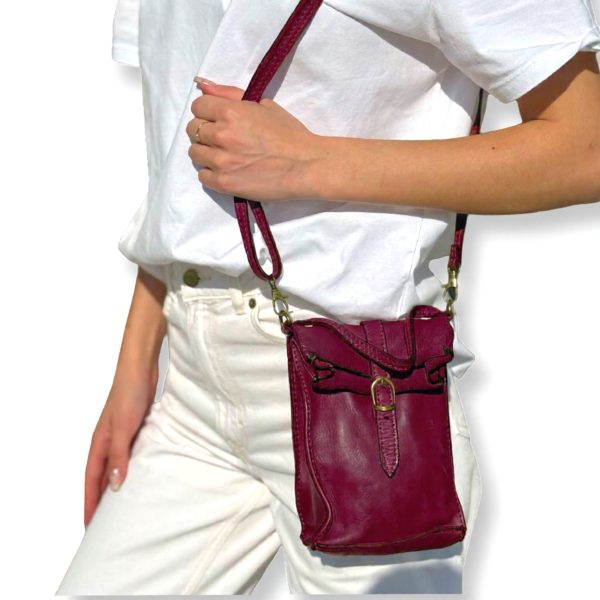 LeaLab | תיק צד מיני-וינטג מעור טבעי עם אבזם צבע בורדו ליאלב
