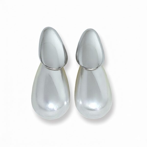 Joyas -עגילי טיפה מודרניים צבע כסף ופנינה ג'ויה