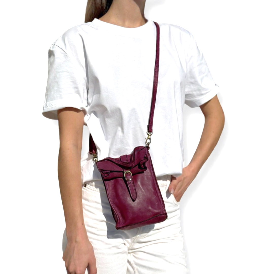 LeaLab | תיק צד מיני-וינטג מעור טבעי עם אבזם צבע בורדו ליאלב