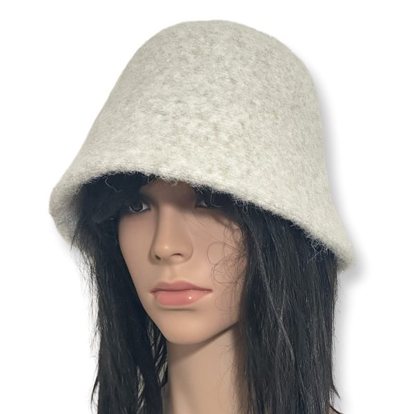 Ciel écarlate | כובע באקט קטיפתי אופנתי צבע בז׳ סיאל אקרלט