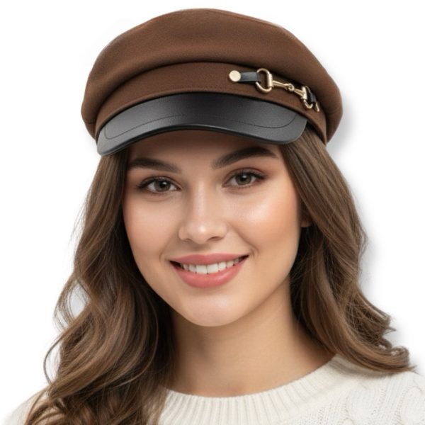 LeaLab | כובע בייקר בוי עם אבזם מוזהב צבע חום-שחור ליאלב