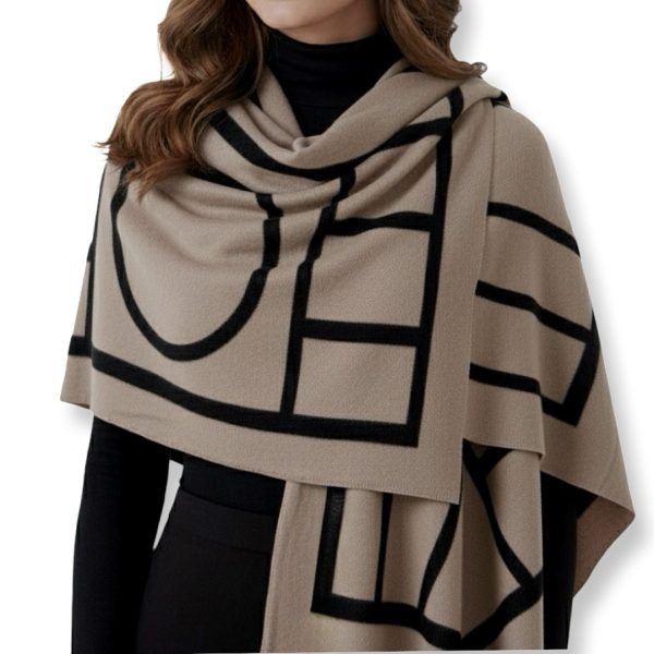 Luna-Chiara | צעיף-שאל גדול יוקרתי צבע טאופ שחור לונה קיארה