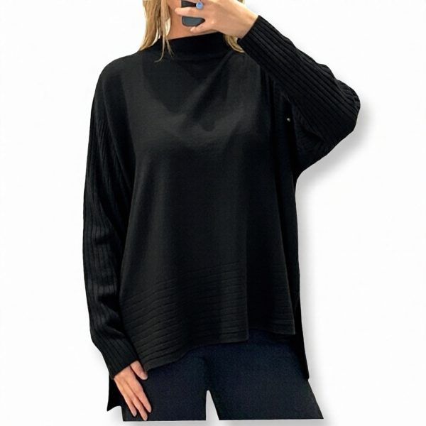 J-Clair | סריג אוברסייז אופנתי גימור אסימטרי צבע שחור ג׳וקלייר