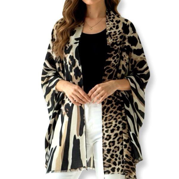 Luna-Chiara | צעיף/שאל גדול זברה-נמר דוצדדי יוקרתי בגווני בז׳ קיארה