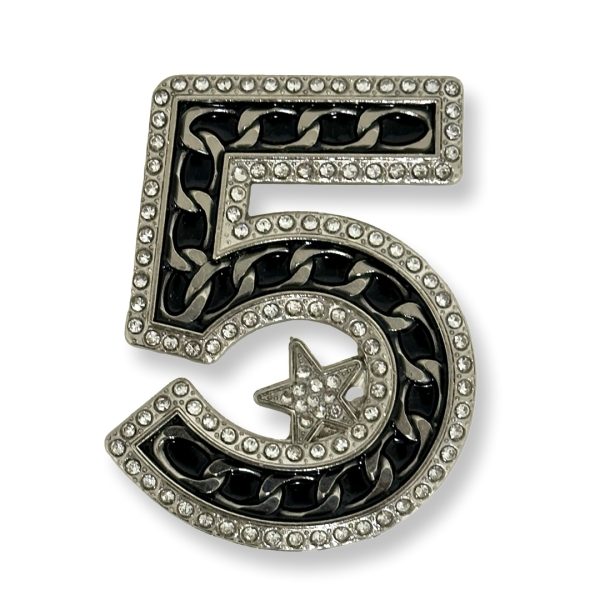 Charm -סיכת אמירה "5" בגימור כסף ושחור צ'ארם