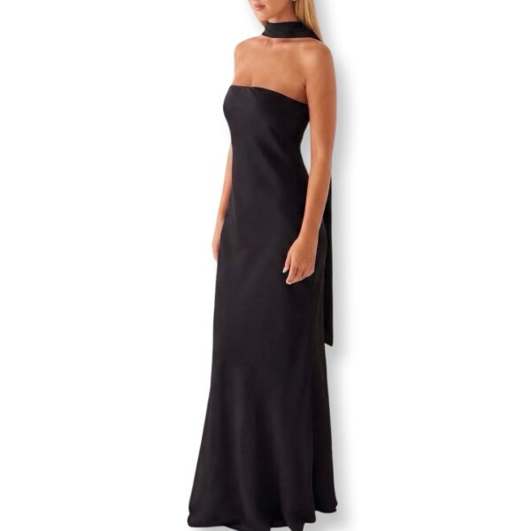 F&P-שמלת ערב מקסי סטרפלס עם צעיף קולר שחורה אפאנדפי