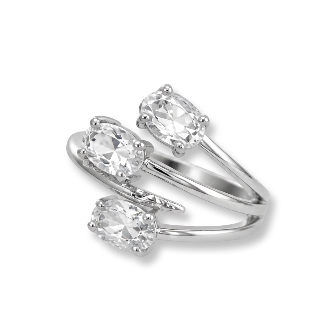 Joyas -טבעת 'שלוש אהבות' אלגנטית משובצת קריסטלים צבע כסף ג'ויה